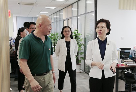 江苏省委网信办、省委宣传部领导赴MK体育科技园调研重点企业